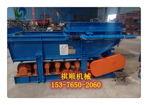 给煤机079.jpg 给煤机079.jpg